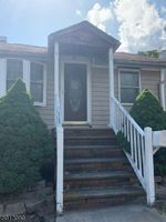 Pre-foreclosure Listing in SOUTH ST SPOTSWOOD, NJ 08884