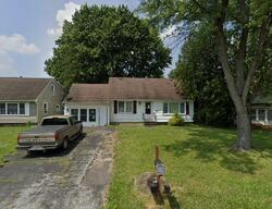 Pre-foreclosure in  S MANOR DR East Syracuse, NY 13057