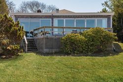 Pre-foreclosure in  BREEZE HILL RD East Hampton, NY 11937