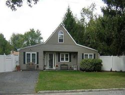 Pre-foreclosure in  PACIFIC AVE Deer Park, NY 11729