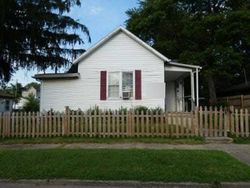 Pre-foreclosure in  SCHAUM AVE Zanesville, OH 43701