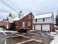 Pre-foreclosure in  BROADVIEW RD Cleveland, OH 44134