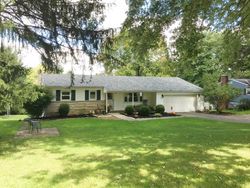 Pre-foreclosure in  LONGWOOD DR NE Lancaster, OH 43130