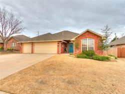 Pre-foreclosure Listing in TREYTON PL NOBLE, OK 73068