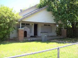 Pre-foreclosure in  NW LAKE AVE Lawton, OK 73507