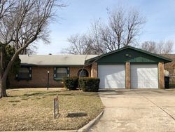 Pre-foreclosure in  NW 40TH ST Lawton, OK 73505