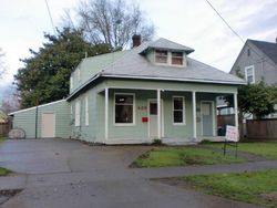 Pre-foreclosure in  NW 16TH ST Corvallis, OR 97330