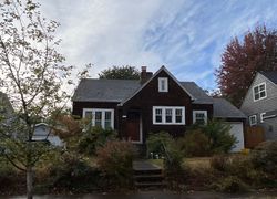 Pre-foreclosure in  SE 22ND AVE Portland, OR 97202