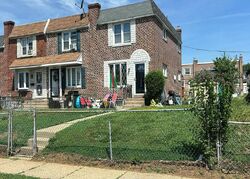 Pre-foreclosure in  KENT RD Folcroft, PA 19032