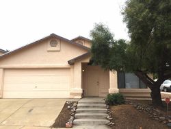 Pre-foreclosure in  N HERSEY WAY Tucson, AZ 85742