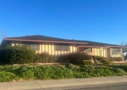 Pre-foreclosure in  W B ST Dixon, CA 95620