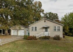 Pre-foreclosure in  W GREEN ST Mascoutah, IL 62258