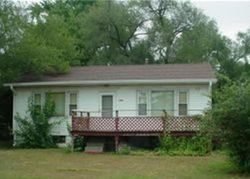 Pre-foreclosure in  E EDWARDSVILLE RD Wood River, IL 62095