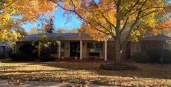 Pre-foreclosure in  HIGH VALLEY DR Chesterfield, MO 63017