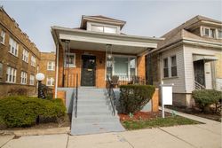 Pre-foreclosure in  S EBERHART AVE Chicago, IL 60619