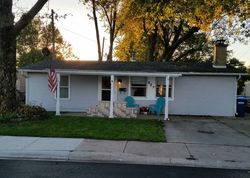 Pre-foreclosure in  MAPLEWOOD AVE Dekalb, IL 60115