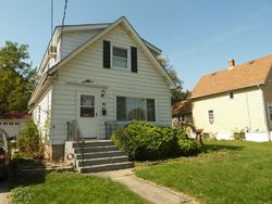 Pre-foreclosure in  WABASH ST Elgin, IL 60123