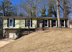Pre-foreclosure in  VON DALE DR Birmingham, AL 35215