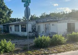 Pre-foreclosure in  27TH AVE Vero Beach, FL 32967