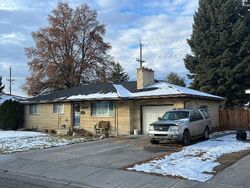 Pre-foreclosure in  AUSTIN AVE Idaho Falls, ID 83404