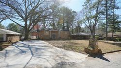 Pre-foreclosure in  KELLY LAKE DR Decatur, GA 30032