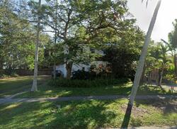 Pre-foreclosure in  CASABELLA DR Bradenton, FL 34209