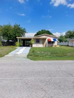 Pre-foreclosure in  ANDROS ST Lehigh Acres, FL 33936