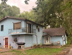 Pre-foreclosure in  NE 112TH AVE Old Town, FL 32680