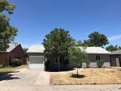 Pre-foreclosure in  SONOMA AVE Sacramento, CA 95815