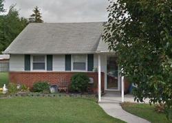 Pre-foreclosure in  WINDSOR DR Bellmawr, NJ 08031