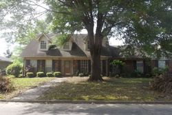 Pre-foreclosure Listing in FOREST KNOLL DR PINE BLUFF, AR 71603