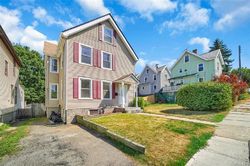 Pre-foreclosure in  BAY ST Peekskill, NY 10566