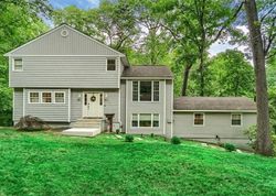 Pre-foreclosure Listing in PARK LN WEST HARRISON, NY 10604