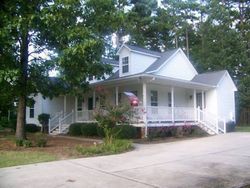 Pre-foreclosure in  FOXGLOVE DR Garner, NC 27529