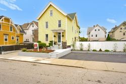 Pre-foreclosure in  RING ST Providence, RI 02909