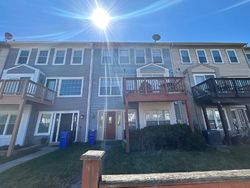 Pre-foreclosure in  CHAPEL COVE DR Laurel, MD 20707