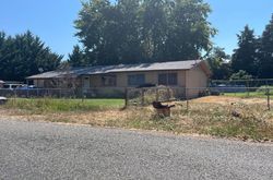 Pre-foreclosure in  SW SUSAN LN Grants Pass, OR 97526