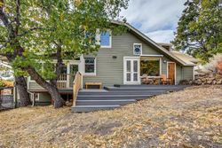 Pre-foreclosure in  N VALLEY VIEW RD Ashland, OR 97520