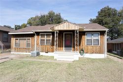 Pre-foreclosure in  IVANHOE ST Perry, OK 73077