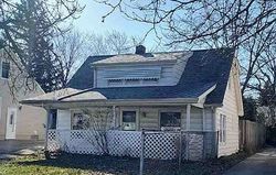 Pre-foreclosure in  ROBERT ST Wickliffe, OH 44092