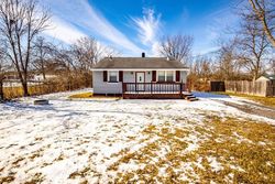 Pre-foreclosure Listing in ELGIN RD OXFORD, OH 45056