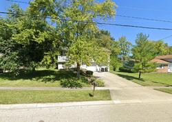 Pre-foreclosure in  VERNON PL Fairfield, OH 45014