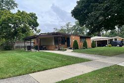 Pre-foreclosure in  MARLOW ST Oak Park, MI 48237