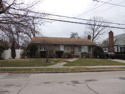 Pre-foreclosure in  HUDSON AVE Valley Stream, NY 11580