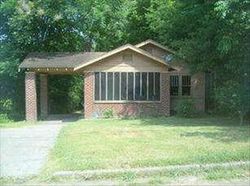 Pre-foreclosure in  SECOND ST Vicksburg, MS 39180