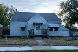 Pre-foreclosure in  3RD ST NE Austin, MN 55912