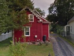 Pre-foreclosure Listing in PARKHURST ST MILFORD, MA 01757
