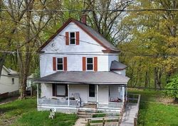 Pre-foreclosure in  LYMAN AVE Easthampton, MA 01027