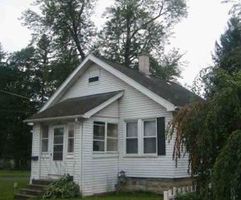 Pre-foreclosure in  ARTHUR ST Springfield, MA 01104