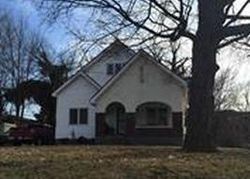 Pre-foreclosure Listing in DIXIE HWY LOUISVILLE, KY 40210